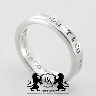 Buy vintage rings online Buy gold and silver rings Top quality vintage jewelry